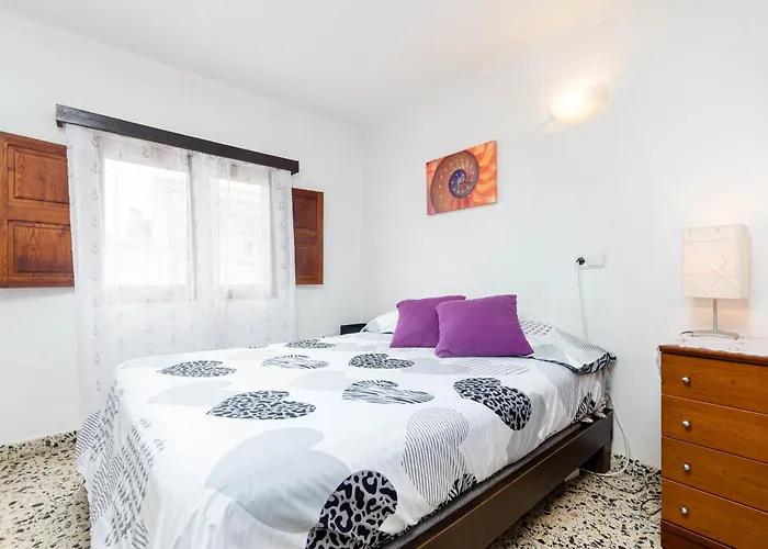 Yourhouse Petita, House In Majorca North *