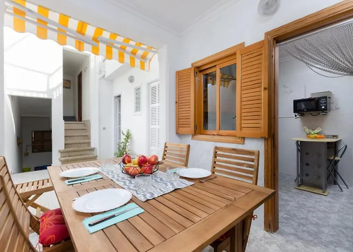 Nyaraló Yourhouse Petita, House In Majorca North