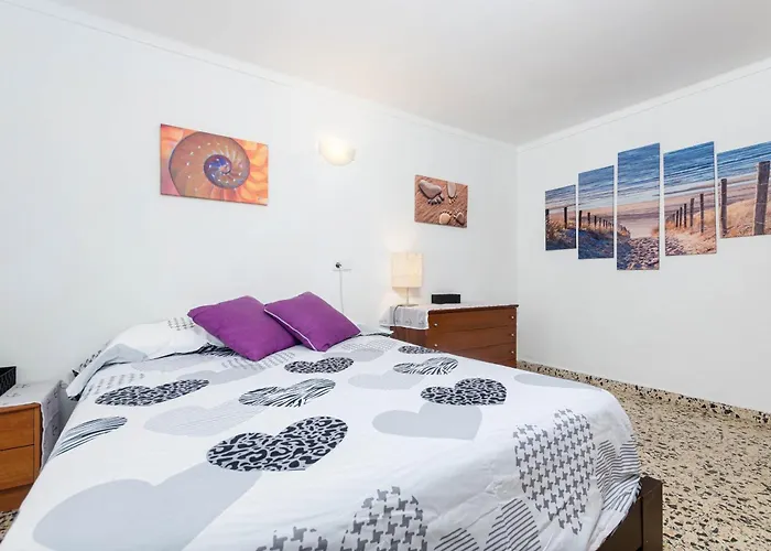 Yourhouse Petita, House In Majorca North *